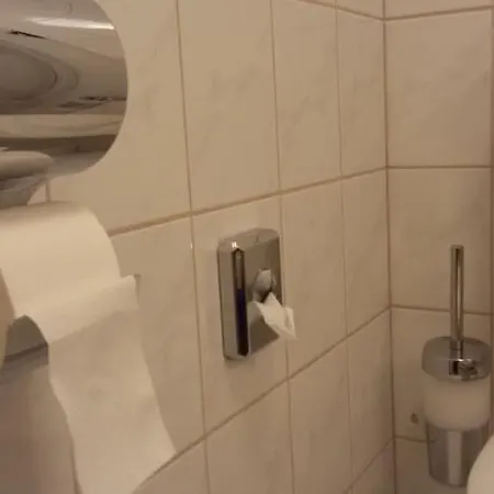 9 Ostsee-ferienwohnung-sellin Apartment *