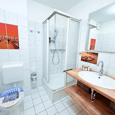 9 Ostsee-ferienwohnung-sellin * ゼリン